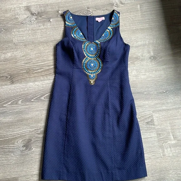 Lilly Pulitzer Navy shift - Picture 4 of 5
